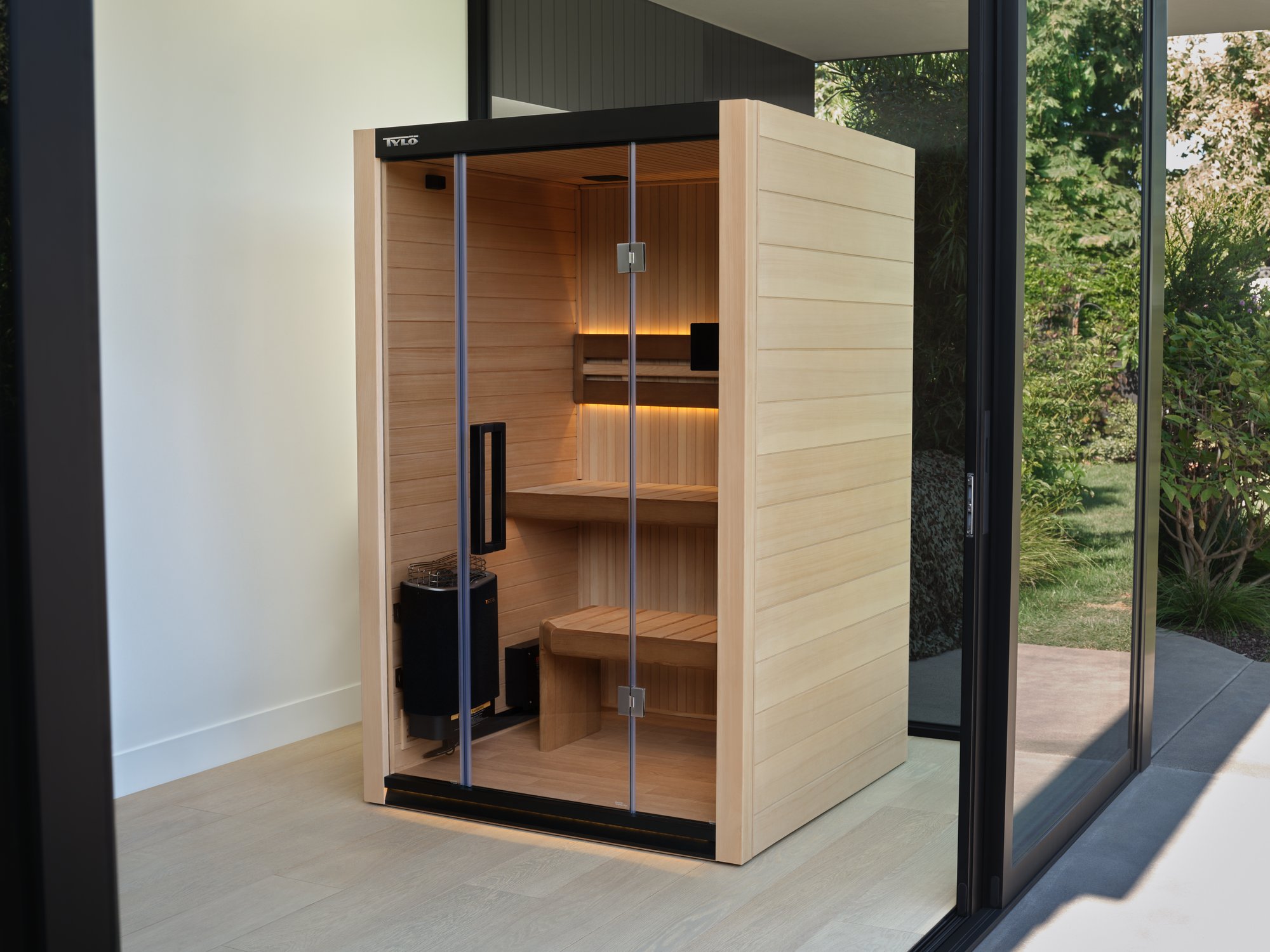 SHOT_03_TYLO_HALMSTAD2_PRODUCT_LIFESTYLE_00305